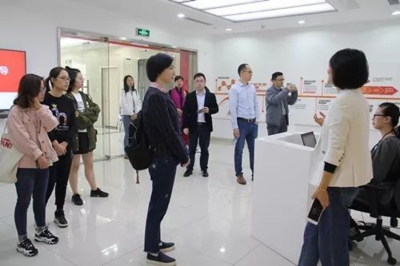 培育基地聯(lián)盟第一次雙月活動 “走學看談思”一個都不能少
