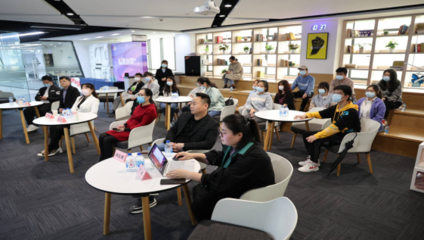 我校與武漢東湖高新區(qū)國家大學科技園雙向授牌并開展創(chuàng)業(yè)實踐