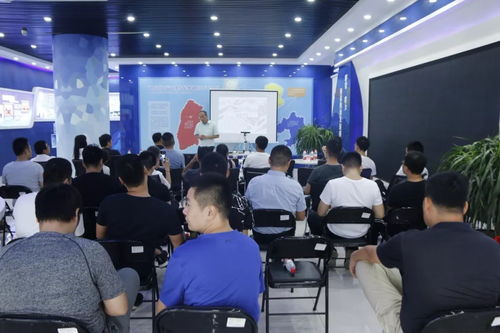 河東創(chuàng)業(yè)孵化基地開啟跨境電商之路 首屆ebay招商分享產(chǎn)品對接會走進河東五金市場