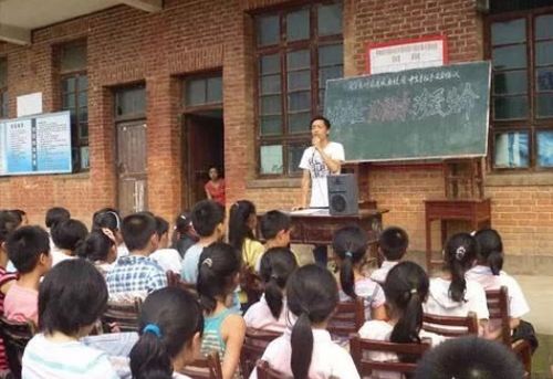大學生村官考公務員真的有什么優(yōu)勢嗎 我用親身經歷告訴你
