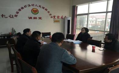 郊區(qū)政府主要領導深入幫扶聯系點開展黨日活動